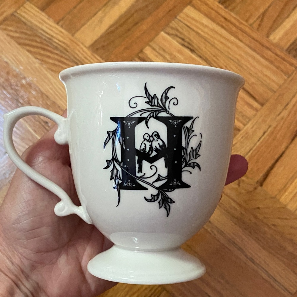 Anthropologie Love Birds Letter "H" Monogram Missus Pedestal Coffee Mug Cup